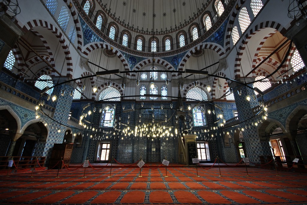 Rustem Pasha Mosque Inside